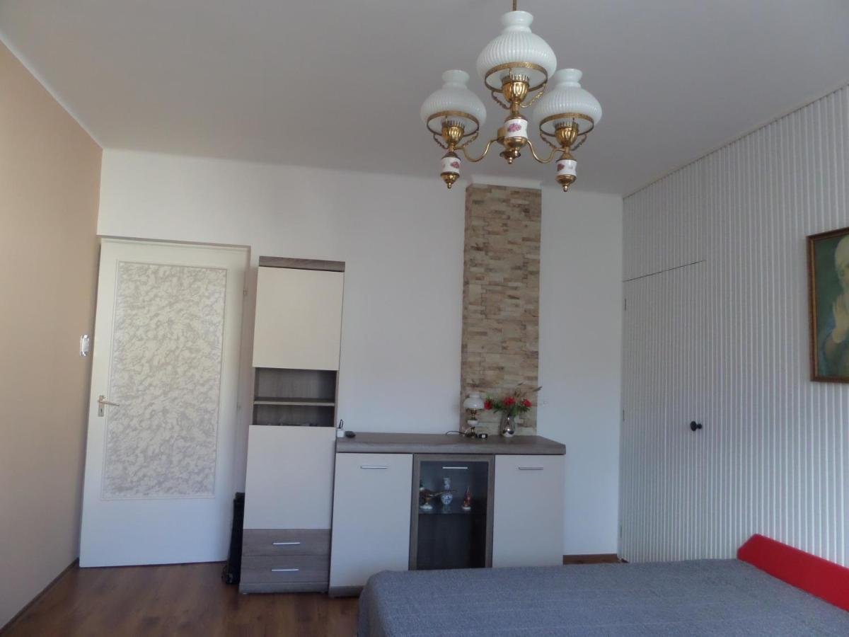 Bori Apartmanok Hajdúszoboszló Exterior foto